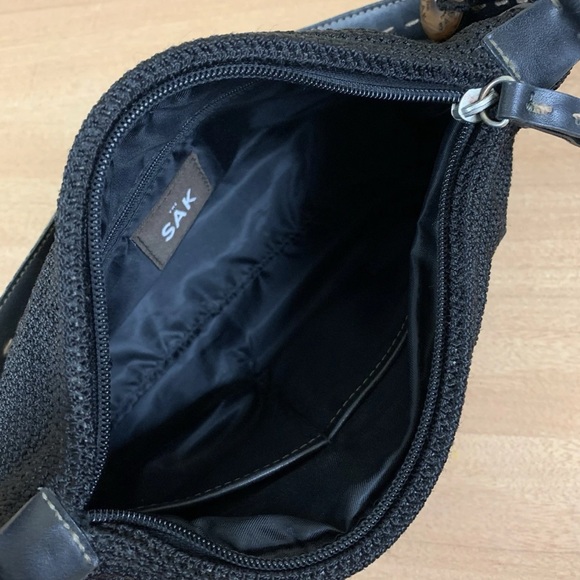 The Sak Shoulder Purse Black Crochet Knit Zip Closure Small Hobo Charm Hand Bag - Picture 8 of 10